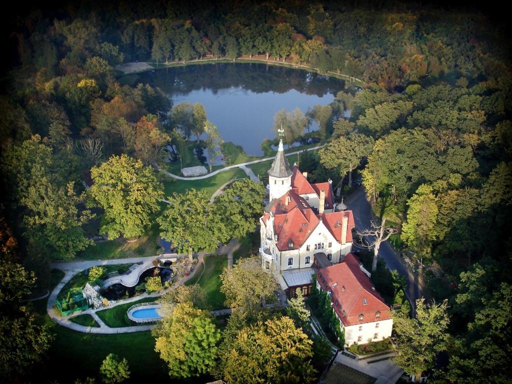 Hotel Bursztynowy Palac كوزتسالين المظهر الخارجي الصورة